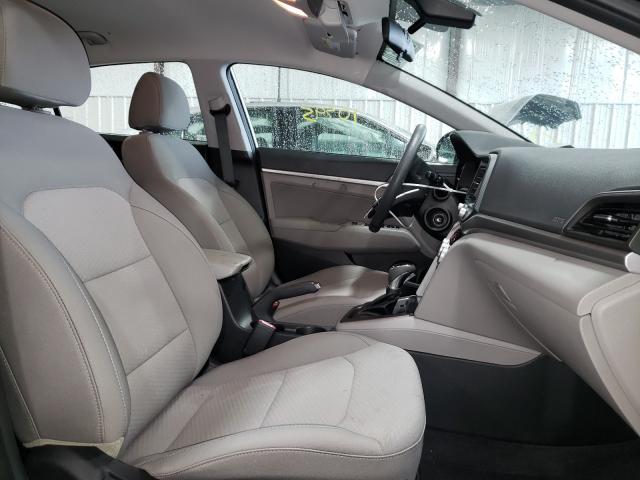 Photo 4 VIN: 5NPD84LF0KH484887 - HYUNDAI ELANTRA SE 