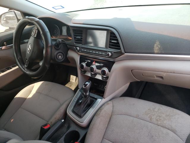 Photo 8 VIN: 5NPD84LF0KH486266 - HYUNDAI ELANTRA 