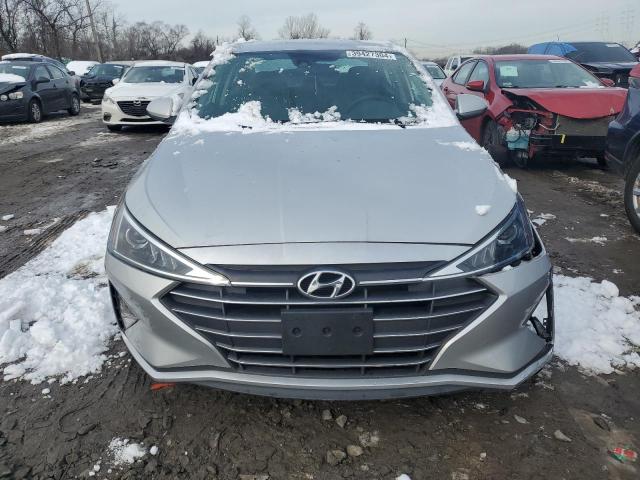 Photo 4 VIN: 5NPD84LF0KH495694 - HYUNDAI ELANTRA 