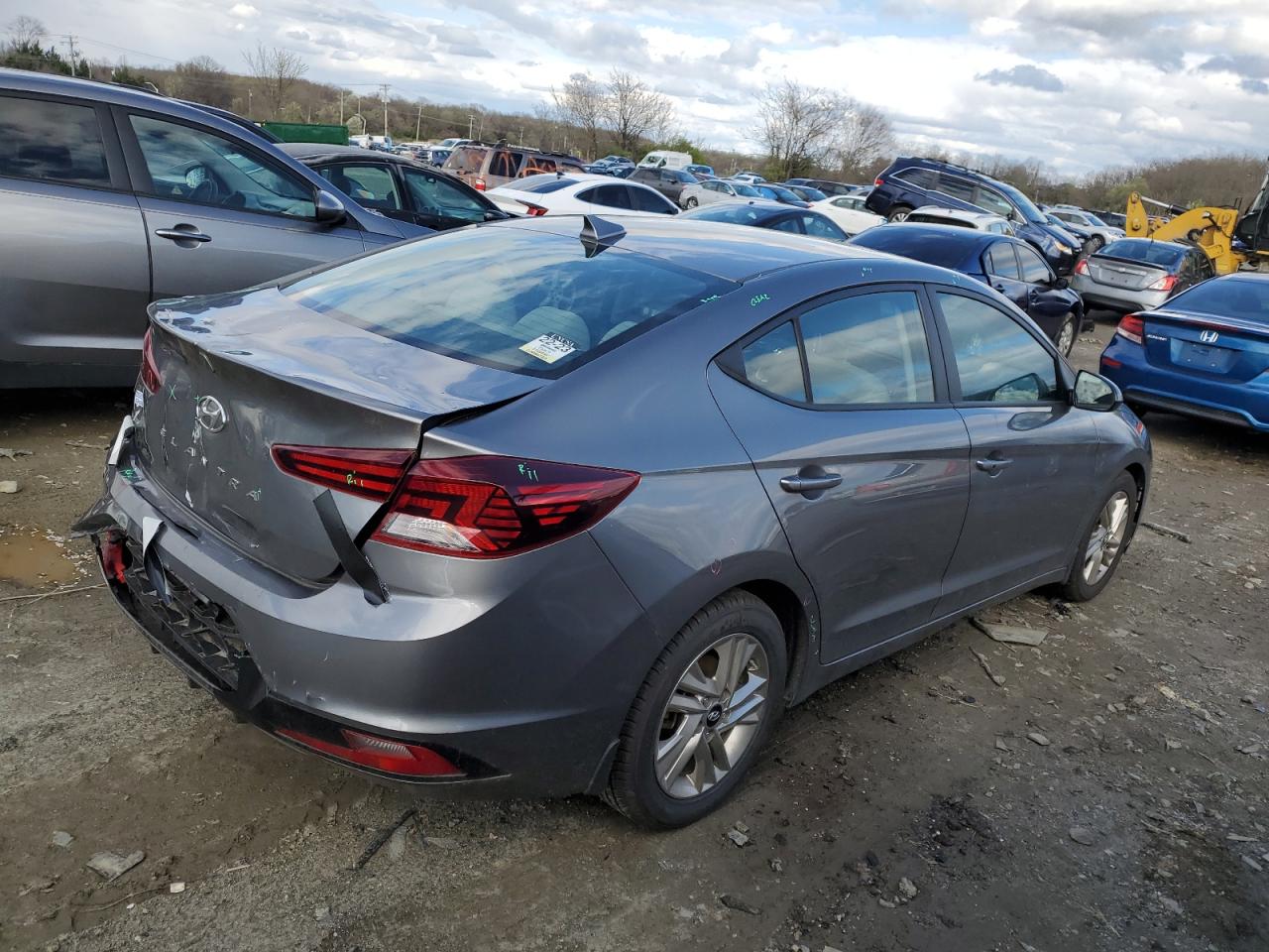 Photo 2 VIN: 5NPD84LF0KH496490 - HYUNDAI ELANTRA 