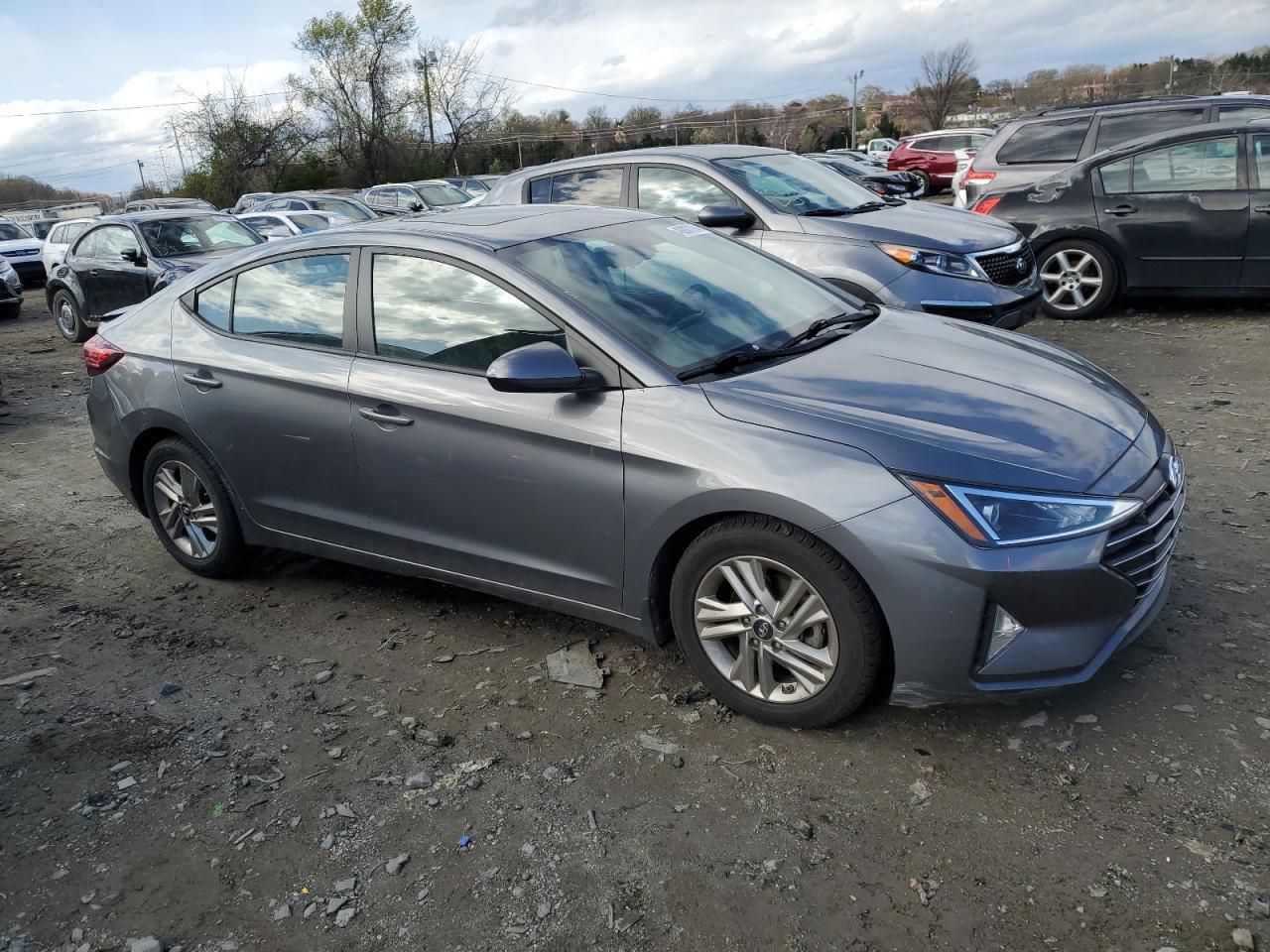 Photo 3 VIN: 5NPD84LF0KH496490 - HYUNDAI ELANTRA 