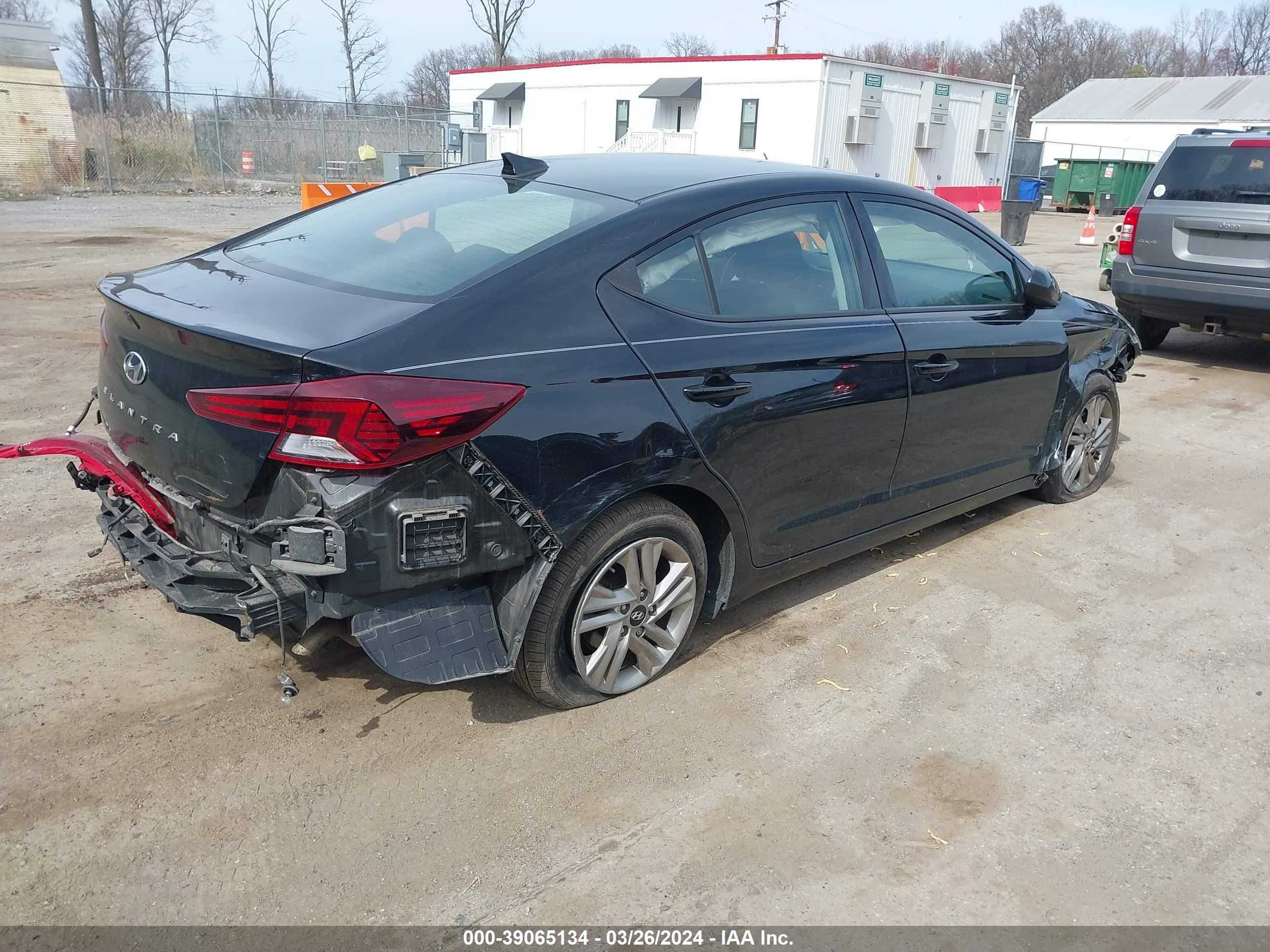 Photo 3 VIN: 5NPD84LF0LH498533 - HYUNDAI ELANTRA 