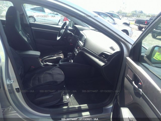 Photo 4 VIN: 5NPD84LF0LH564255 - HYUNDAI ELANTRA 