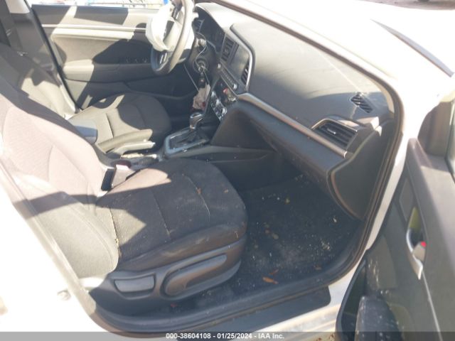 Photo 4 VIN: 5NPD84LF0LH596784 - HYUNDAI ELANTRA 