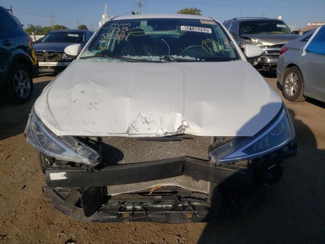 Photo 4 VIN: 5NPD84LF0LH628276 - HYUNDAI ELANTRA SE 