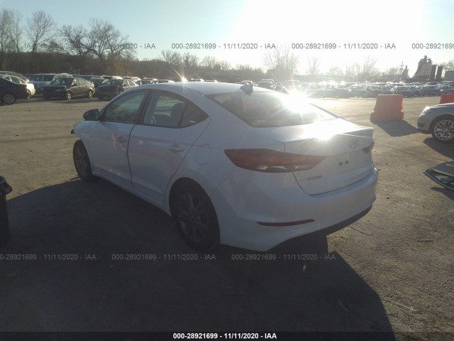 Photo 2 VIN: 5NPD84LF1HH002288 - HYUNDAI ELANTRA 