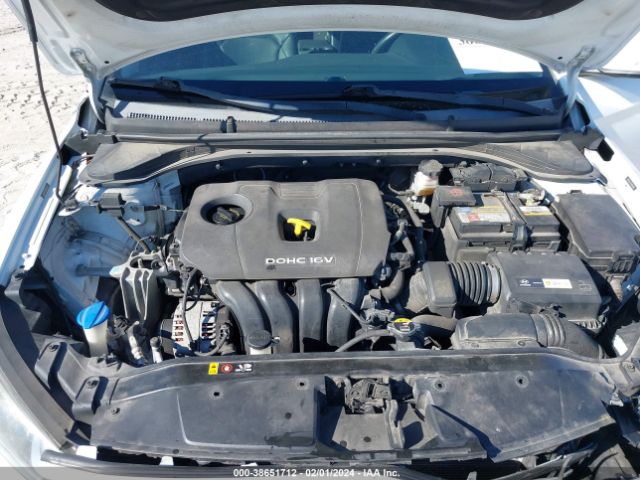 Photo 9 VIN: 5NPD84LF1HH004008 - HYUNDAI ELANTRA 