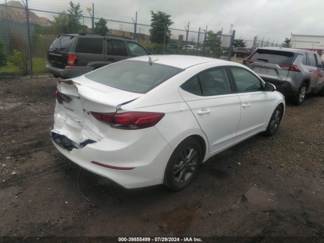 Photo 3 VIN: 5NPD84LF1HH004039 - HYUNDAI ELANTRA 