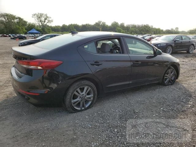 Photo 2 VIN: 5NPD84LF1HH011749 - HYUNDAI ELANTRA 