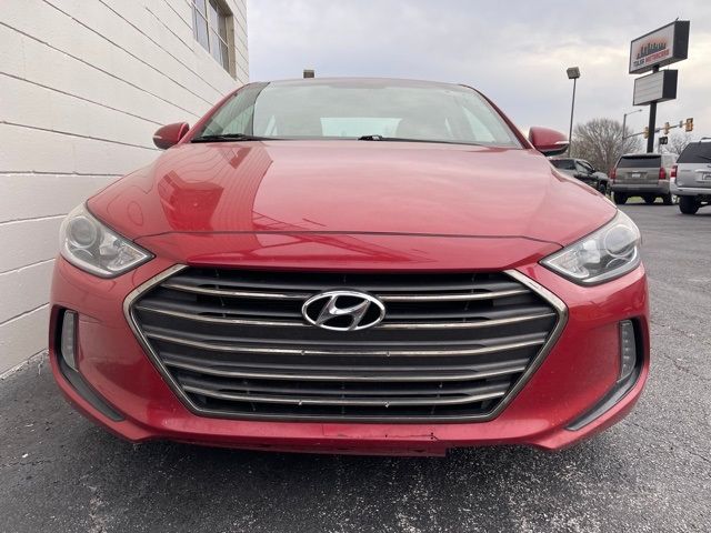 Photo 2 VIN: 5NPD84LF1HH015381 - HYUNDAI ELANTRA 