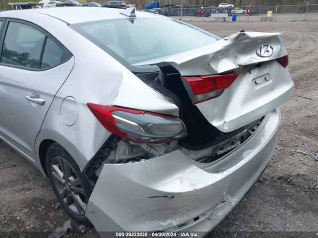 Photo 5 VIN: 5NPD84LF1HH025800 - HYUNDAI ELANTRA 