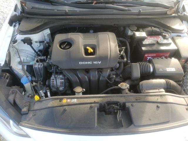 Photo 6 VIN: 5NPD84LF1HH026770 - HYUNDAI ELANTRA SE 