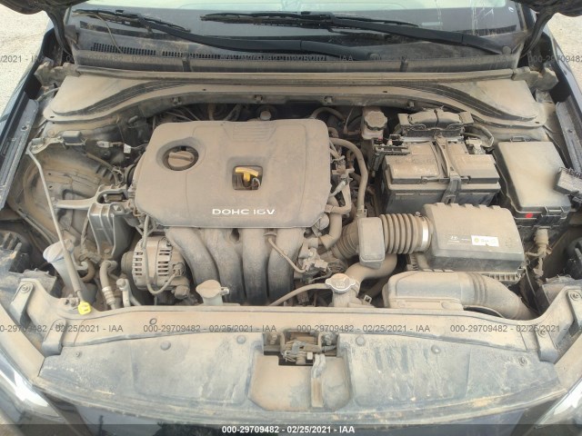 Photo 9 VIN: 5NPD84LF1HH028664 - HYUNDAI ELANTRA 