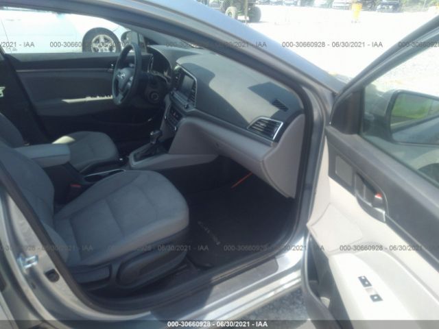 Photo 4 VIN: 5NPD84LF1HH032276 - HYUNDAI ELANTRA 