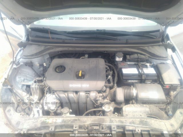 Photo 9 VIN: 5NPD84LF1HH033654 - HYUNDAI ELANTRA 