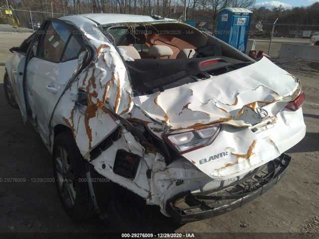 Photo 5 VIN: 5NPD84LF1HH041771 - HYUNDAI ELANTRA 