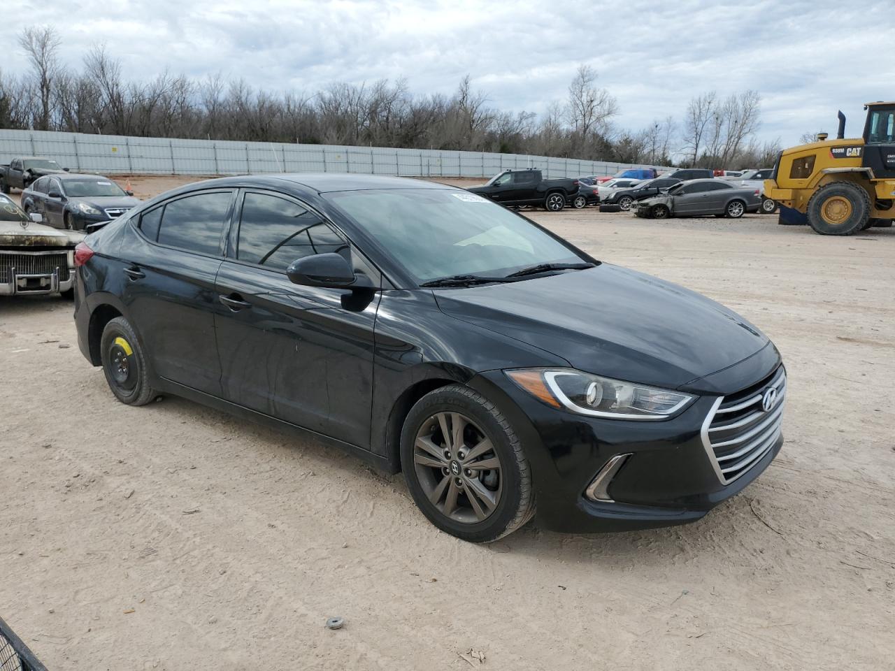 Photo 3 VIN: 5NPD84LF1HH042354 - HYUNDAI ELANTRA 