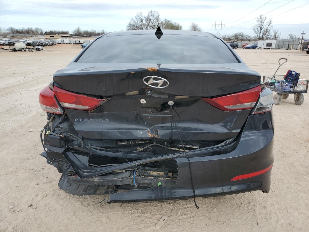 Photo 5 VIN: 5NPD84LF1HH042354 - HYUNDAI ELANTRA 