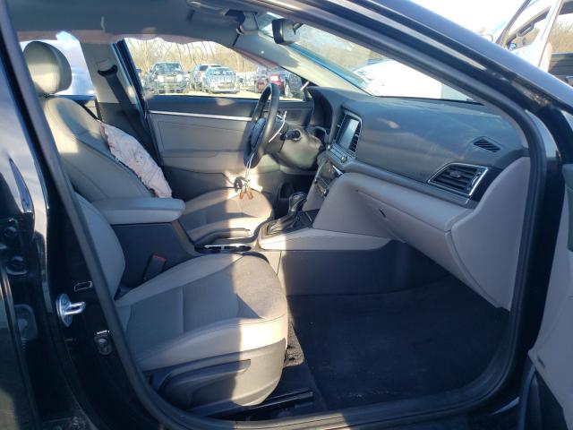 Photo 4 VIN: 5NPD84LF1HH042645 - HYUNDAI ELANTRA 