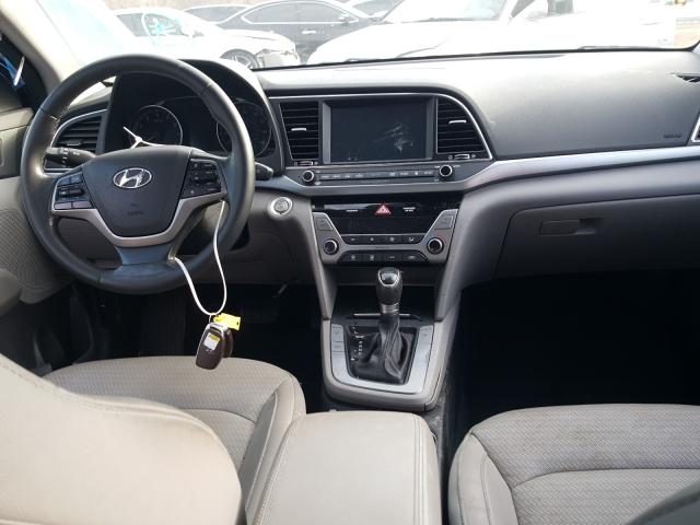 Photo 8 VIN: 5NPD84LF1HH042645 - HYUNDAI ELANTRA 