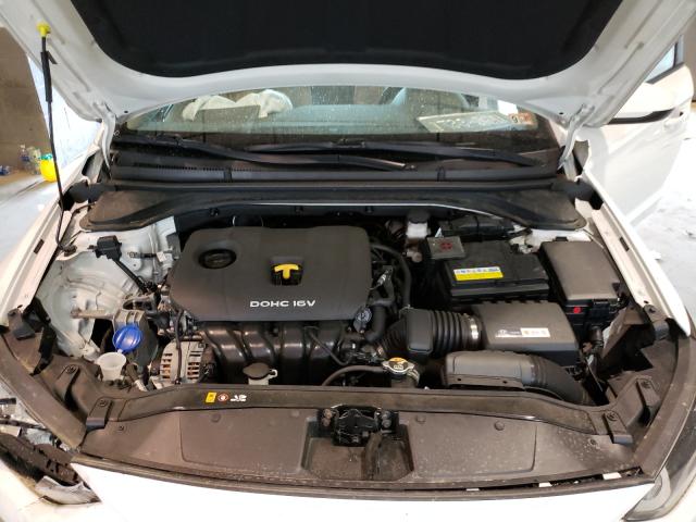 Photo 6 VIN: 5NPD84LF1HH052205 - HYUNDAI ELANTRA 