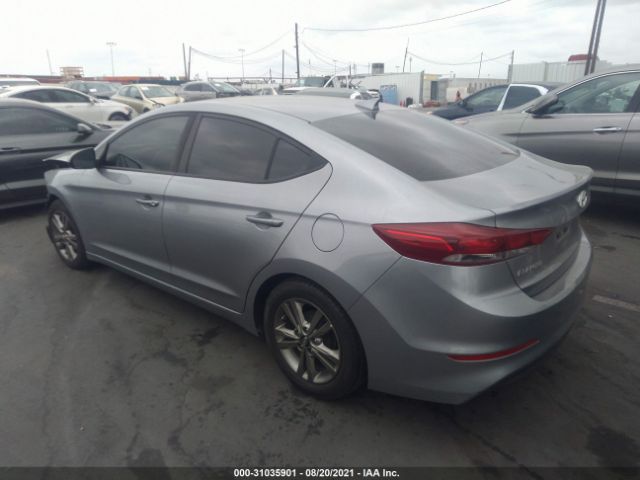 Photo 2 VIN: 5NPD84LF1HH062538 - HYUNDAI ELANTRA 