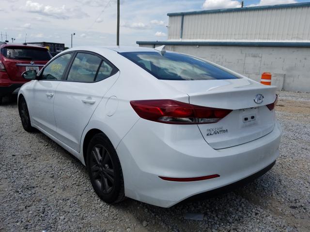 Photo 2 VIN: 5NPD84LF1HH077475 - HYUNDAI ELANTRA 