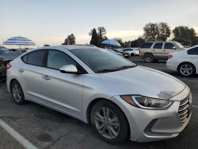 Photo 3 VIN: 5NPD84LF1HH081302 - HYUNDAI ELANTRA SE 