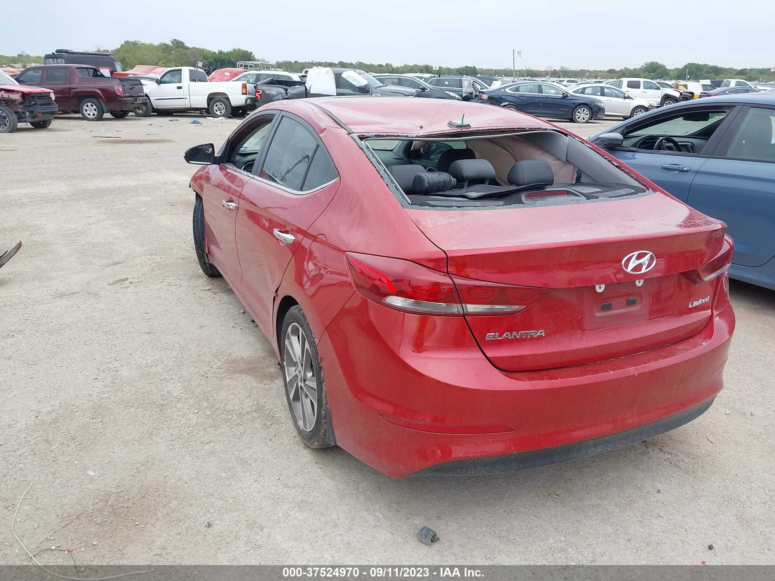 Photo 2 VIN: 5NPD84LF1HH109194 - HYUNDAI ELANTRA 