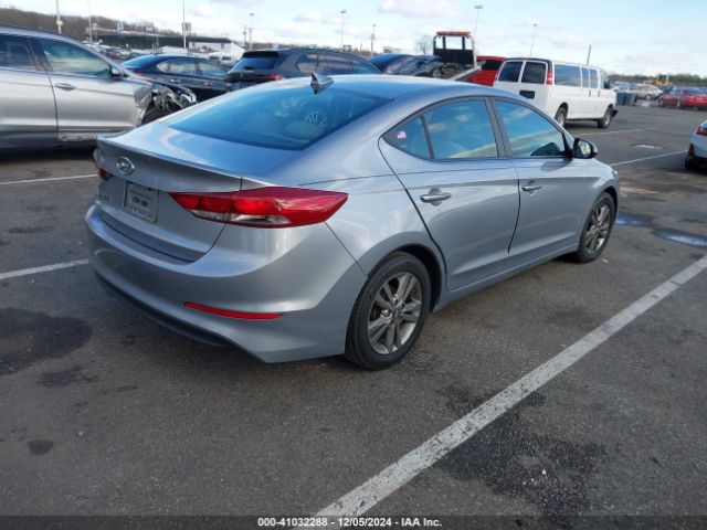 Photo 3 VIN: 5NPD84LF1HH110314 - HYUNDAI ELANTRA 