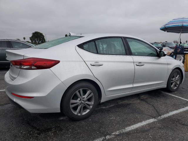 Photo 2 VIN: 5NPD84LF1HH116906 - HYUNDAI ELANTRA SE 