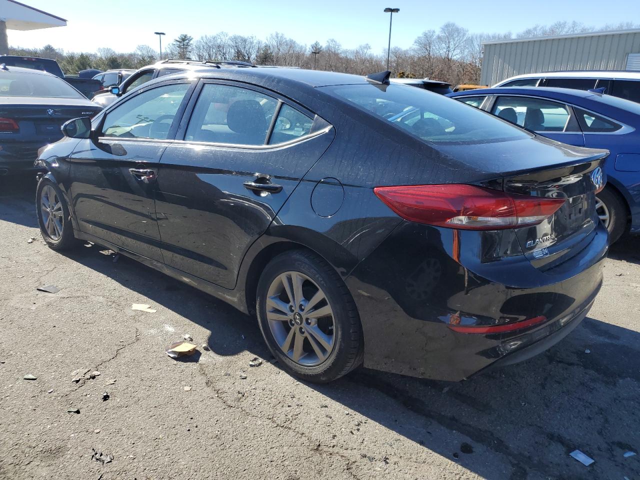 Photo 1 VIN: 5NPD84LF1HH131311 - HYUNDAI ELANTRA 