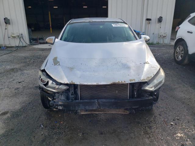 Photo 4 VIN: 5NPD84LF1HH134824 - HYUNDAI ELANTRA 