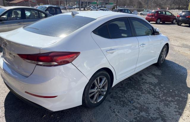 Photo 3 VIN: 5NPD84LF1HH135570 - HYUNDAI ELANTRA SE 