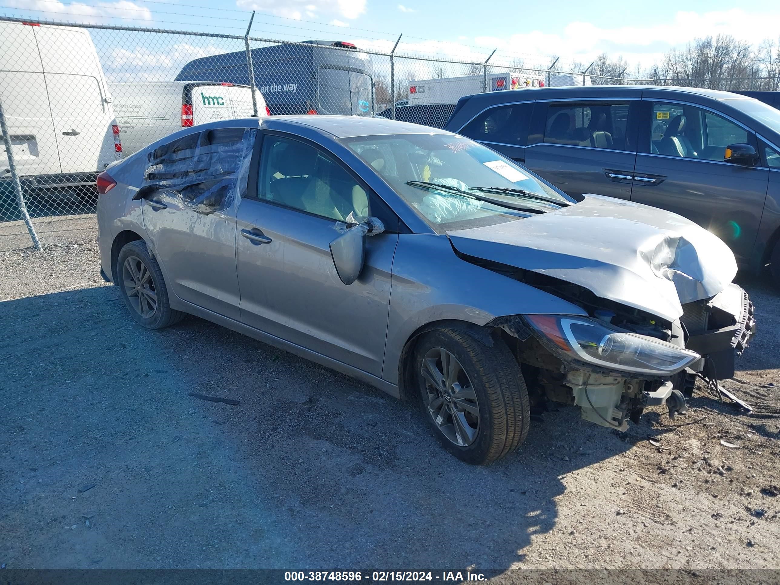 Photo 0 VIN: 5NPD84LF1HH157777 - HYUNDAI ELANTRA 