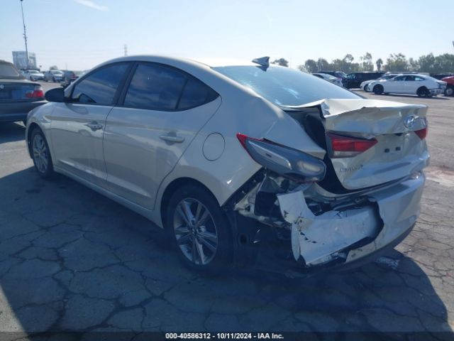 Photo 2 VIN: 5NPD84LF1HH170660 - HYUNDAI ELANTRA 