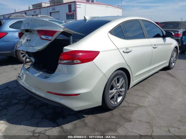 Photo 3 VIN: 5NPD84LF1HH170660 - HYUNDAI ELANTRA 