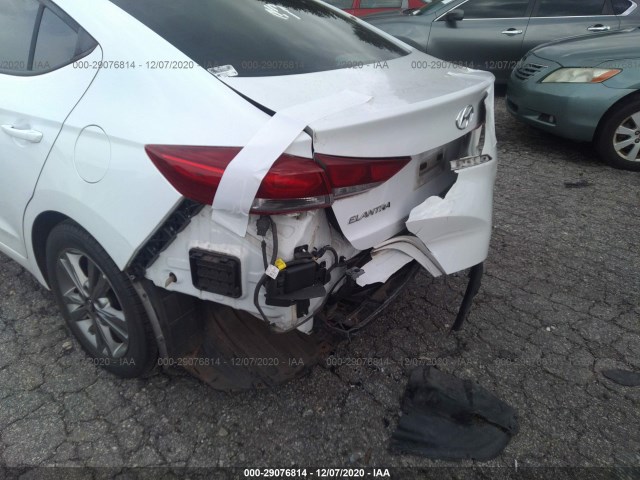 Photo 5 VIN: 5NPD84LF1HH178676 - HYUNDAI ELANTRA 