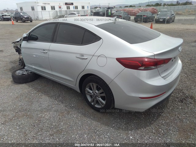 Photo 2 VIN: 5NPD84LF1HH179732 - HYUNDAI ELANTRA 