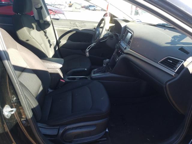 Photo 4 VIN: 5NPD84LF1HH185353 - HYUNDAI ELANTRA SE 