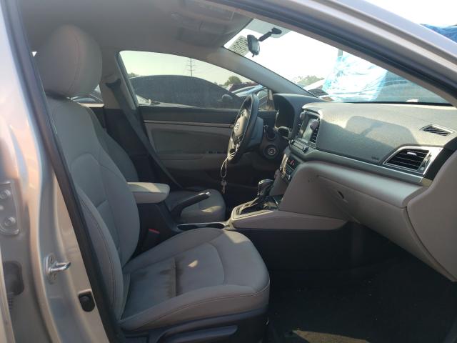 Photo 4 VIN: 5NPD84LF1HH186096 - HYUNDAI ELANTRA SE 