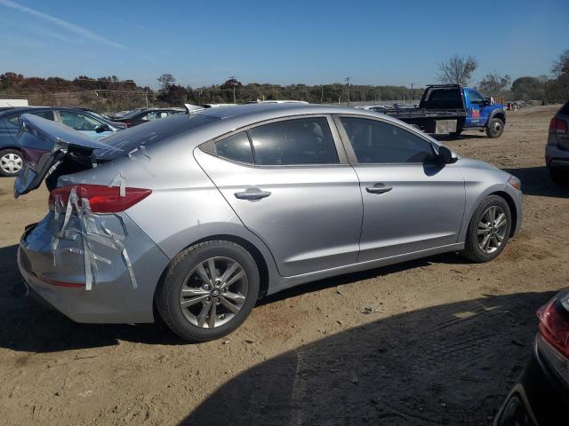 Photo 2 VIN: 5NPD84LF1HH188155 - HYUNDAI ELANTRA SE 