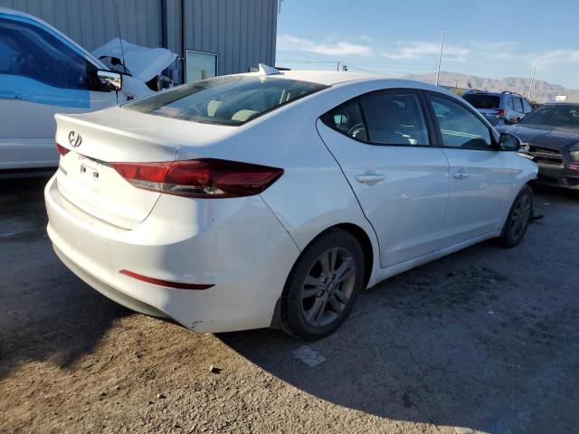 Photo 2 VIN: 5NPD84LF1HH204998 - HYUNDAI ELANTRA 