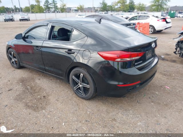 Photo 2 VIN: 5NPD84LF1HH209666 - HYUNDAI ELANTRA 