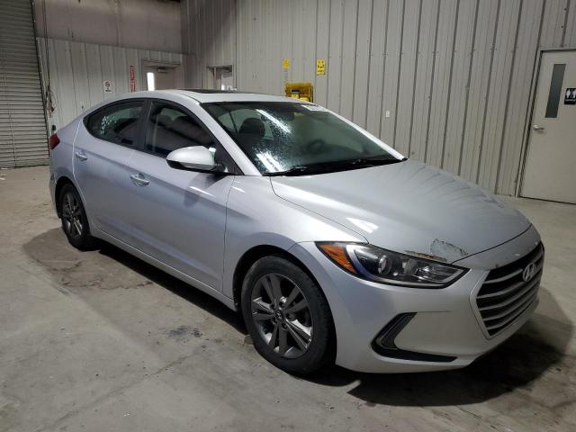 Photo 3 VIN: 5NPD84LF1JH234654 - HYUNDAI ELANTRA SE 