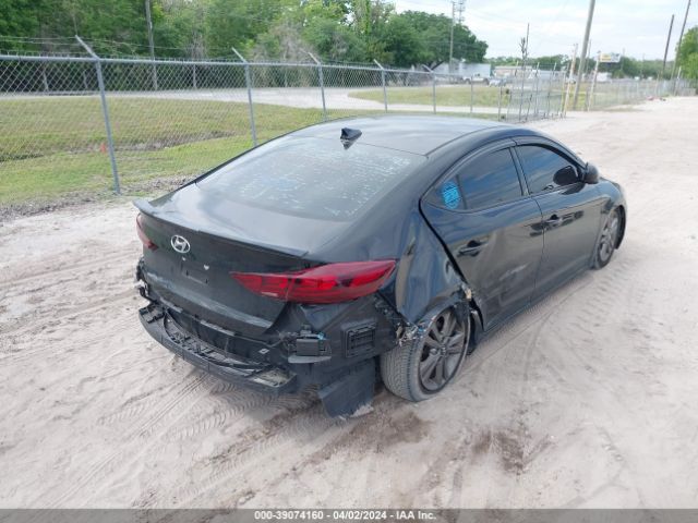 Photo 3 VIN: 5NPD84LF1JH235884 - HYUNDAI ELANTRA 