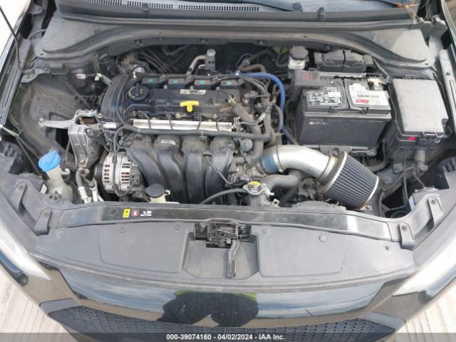 Photo 9 VIN: 5NPD84LF1JH235884 - HYUNDAI ELANTRA 