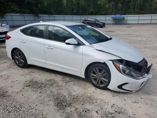 Photo 3 VIN: 5NPD84LF1JH237005 - HYUNDAI ELANTRA SE 