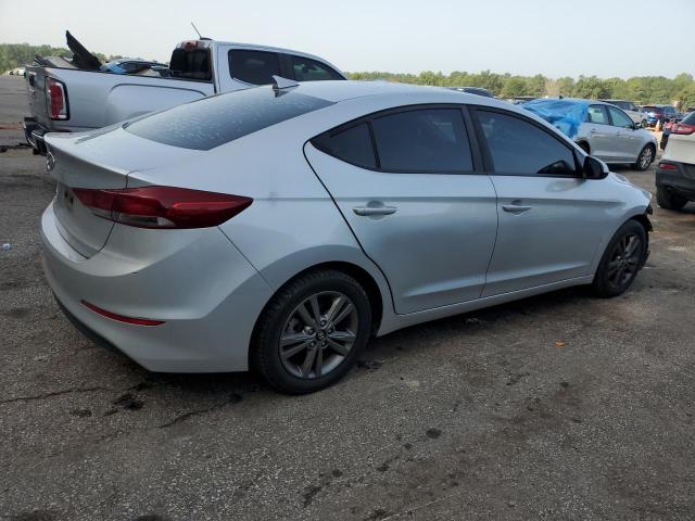 Photo 2 VIN: 5NPD84LF1JH240163 - HYUNDAI ELANTRA SE 