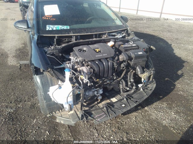 Photo 5 VIN: 5NPD84LF1JH246142 - HYUNDAI ELANTRA 